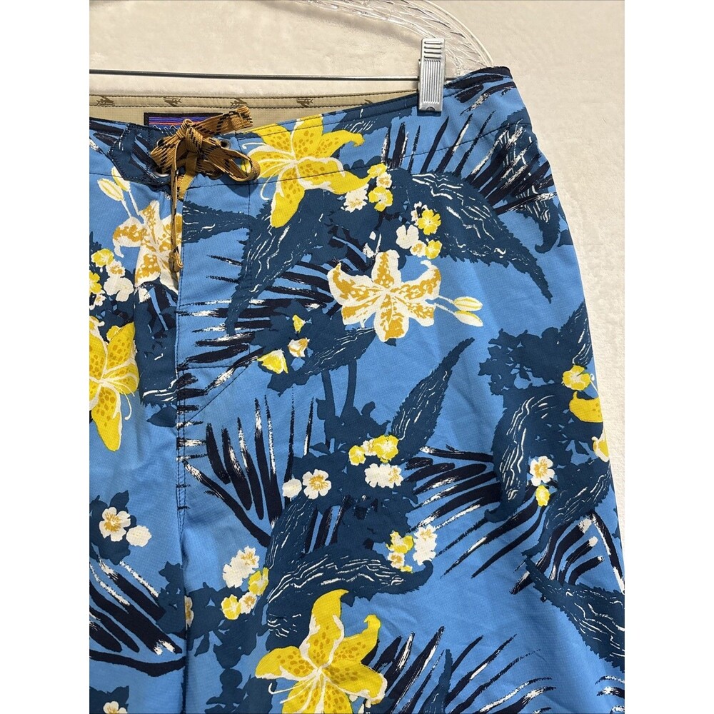Patagonia Men's 36 Blue Yellow Stretch Planing Board Shorts Tropical Floral Swim - Picture 3 of 15